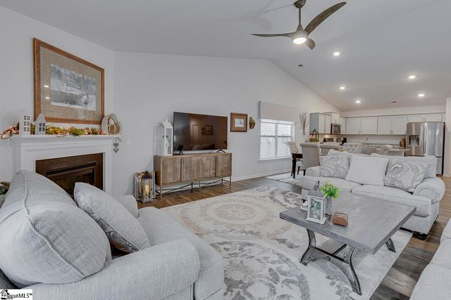 727 Wolverine Lane, Woodruff, SC 29388