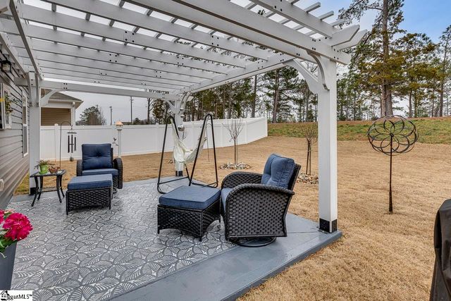 727 Wolverine Lane, Woodruff, SC 29388