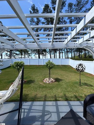 727 Wolverine Lane, Woodruff, SC 29388