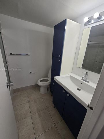 16950 W Dixie Hwy B320, North Miami Beach, FL 33160