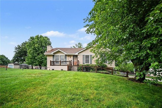 1100 NE 115th Street, Kansas City, MO 64155