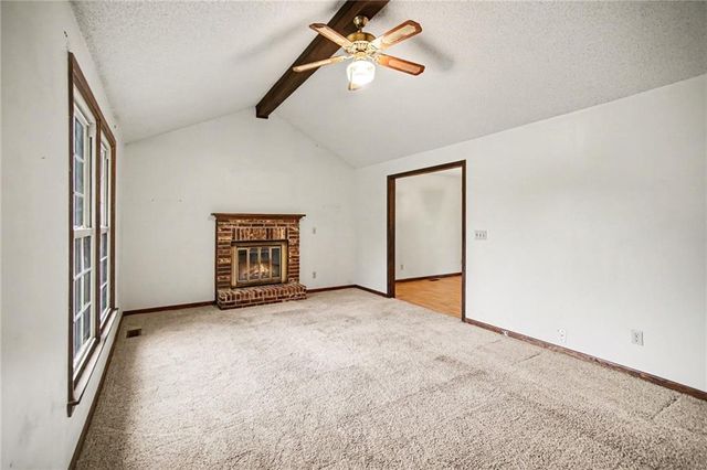 1100 NE 115th Street, Kansas City, MO 64155