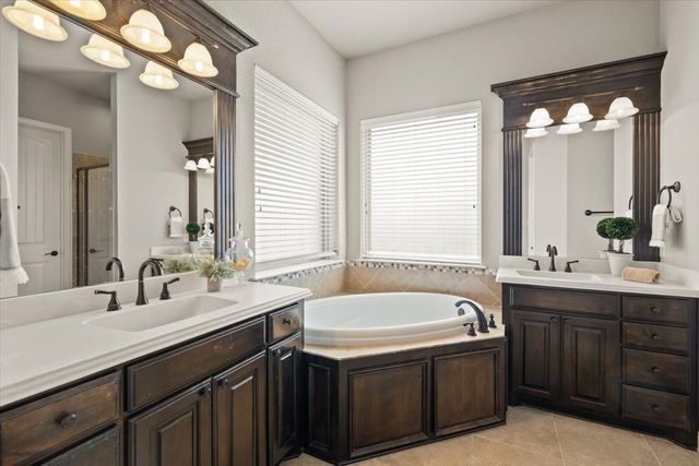 123 Claremont Drive, Ovilla, TX 75154