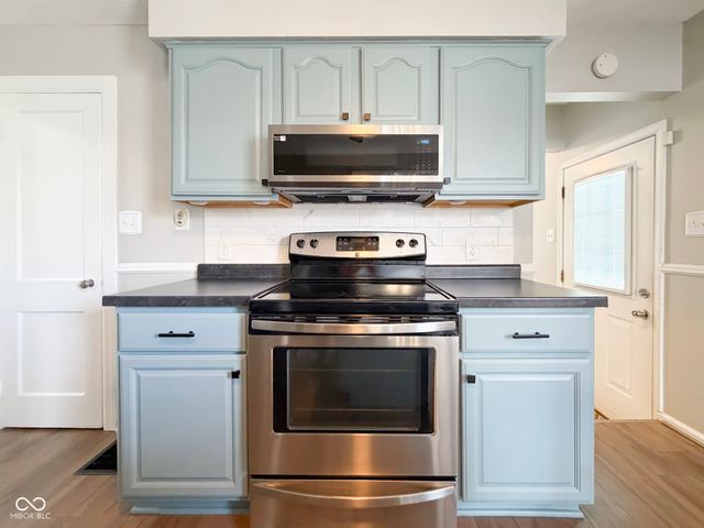 2305 Caldwell Place, Columbus, IN 47201