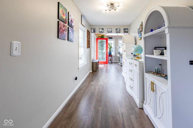 2305 Caldwell Place, Columbus, IN 47201