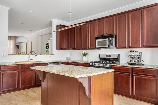 3743 Chattahoochee Summit Dr SE, Atlanta, GA 30339