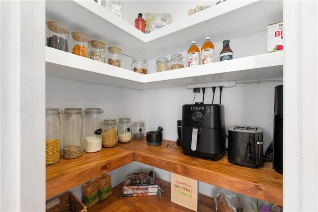 3743 Chattahoochee Summit Dr SE, Atlanta, GA 30339