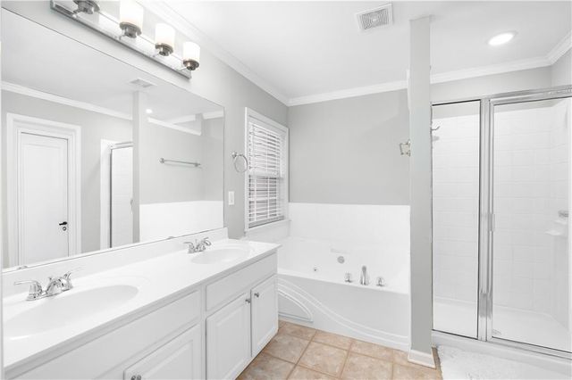 3743 Chattahoochee Summit Dr SE, Atlanta, GA 30339