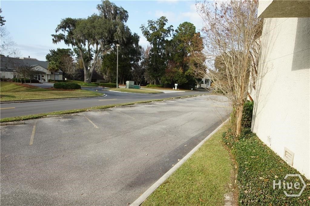 Image 5 of property listing at 351 Commerce Place E, Savannah, GA 31406