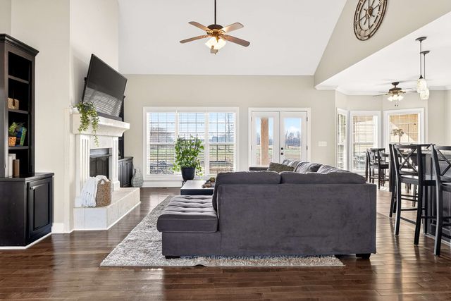 205 Lbl Dr, Mcminnville, TN 37110