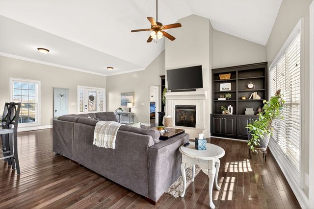 205 Lbl Dr, Mcminnville, TN 37110