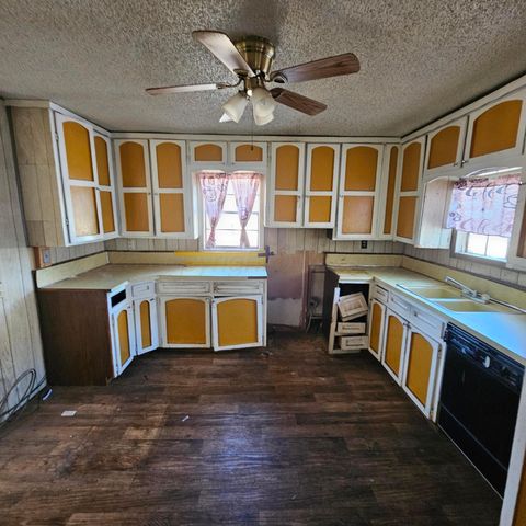 1906 N WASHINGTON Street, Amarillo, TX 79107