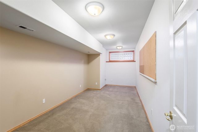 2703 5th Street SW, Puyallup, WA 98373