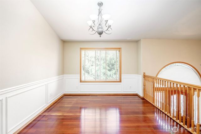 2703 5th Street SW, Puyallup, WA 98373