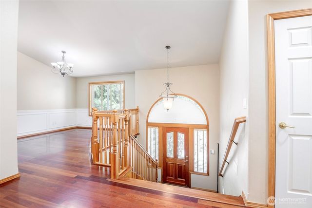 2703 5th Street SW, Puyallup, WA 98373