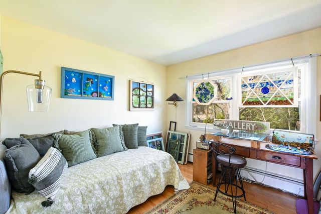 33 Lorraine Road, Teaticket, MA 02536