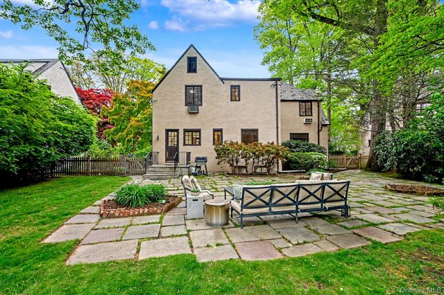 56 Woodlawn Avenue, New Rochelle, NY 10804