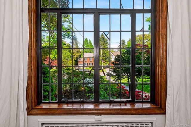 56 Woodlawn Avenue, New Rochelle, NY 10804