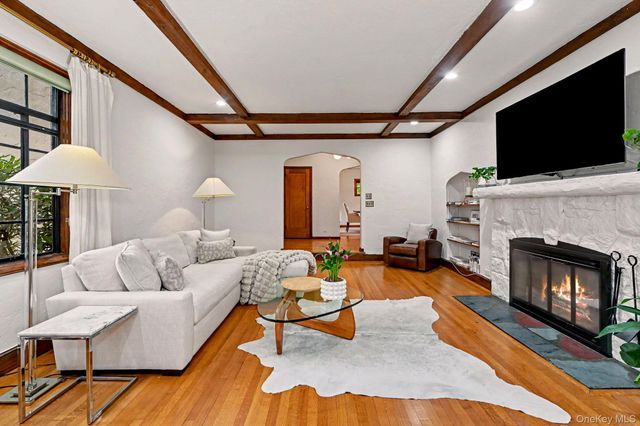 56 Woodlawn Avenue, New Rochelle, NY 10804