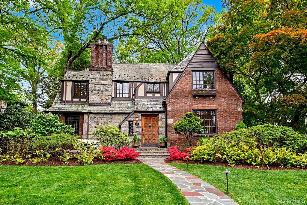 56 Woodlawn Avenue, New Rochelle, NY 10804