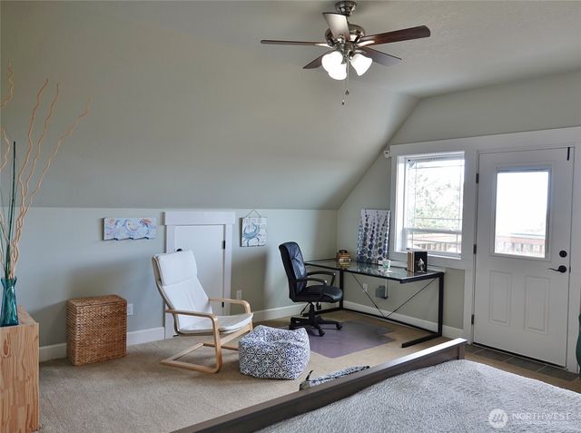 571 Sand Dune Avenue SW, Ocean Shores, WA 98569