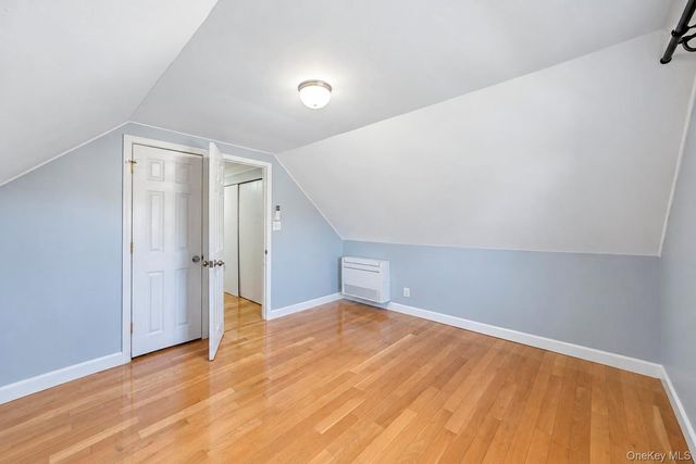 14 Burns Avenue, Hicksville, NY 11801
