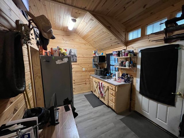 181 Polk Road 127, Mena, AR 71953