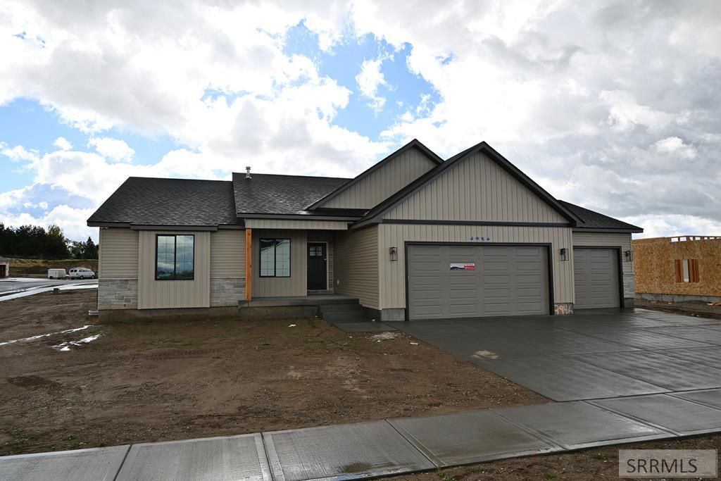 3946 Hidden Valley Drive, Ammon, ID 83406
