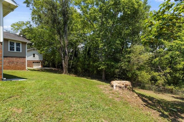 11952 E CHEROKEE Drive, Ball Ground, GA 30107