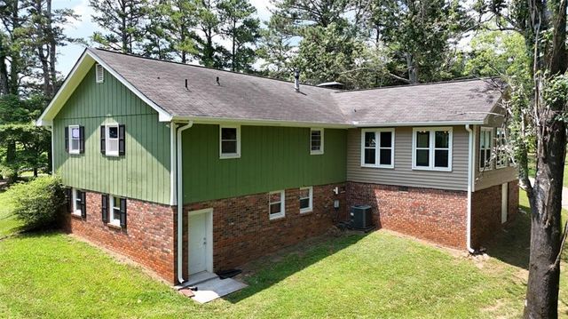 11952 E CHEROKEE Drive, Ball Ground, GA 30107