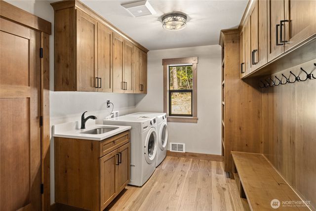 121 Bitterroot Lane, Ronald, WA 98940
