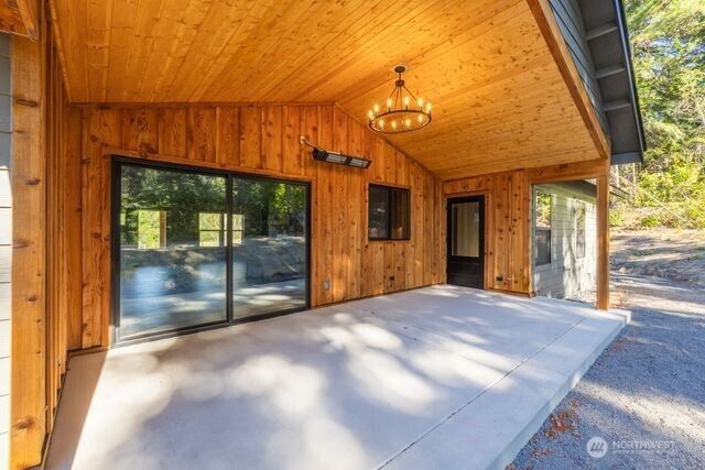 121 Bitterroot Lane, Ronald, WA 98940