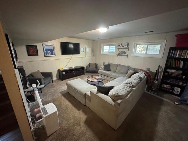 4690 Stauffer Avenue Se, City Of Grand Rapids, MI 49508