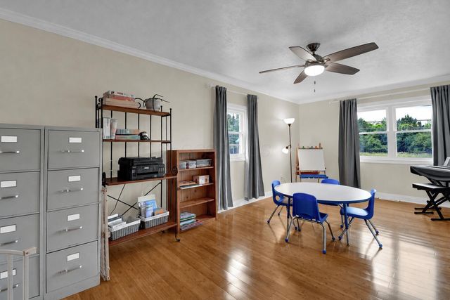 562 Knoll Drive, Granville, OH 43023
