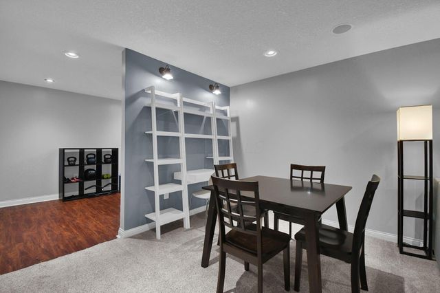 562 Knoll Drive, Granville, OH 43023