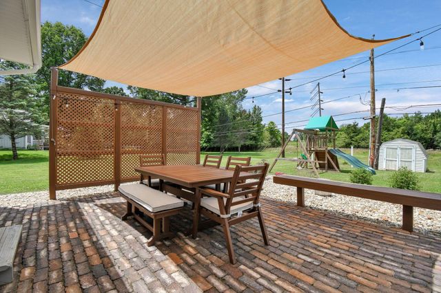 562 Knoll Drive, Granville, OH 43023