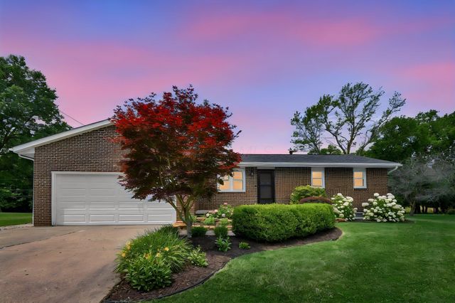 562 Knoll Drive, Granville, OH 43023