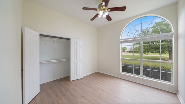 8789 Colonial Drive, Crandall, TX 75114