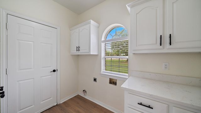 8789 Colonial Drive, Crandall, TX 75114