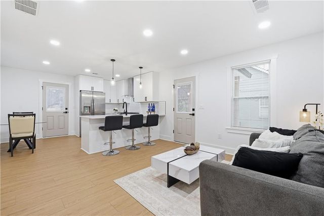 1968 Don Juan Lane, Decatur, GA 30032