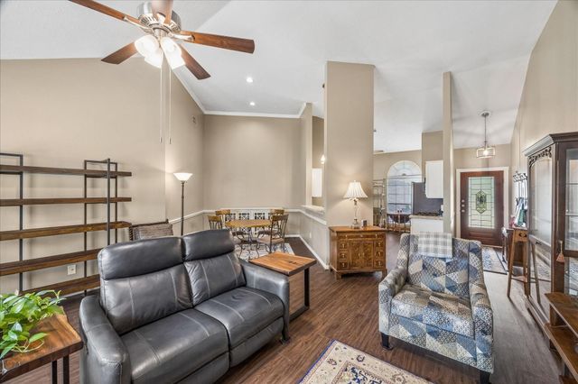 16603 Lighthouse View Drive NW, Friendswood, TX 77546