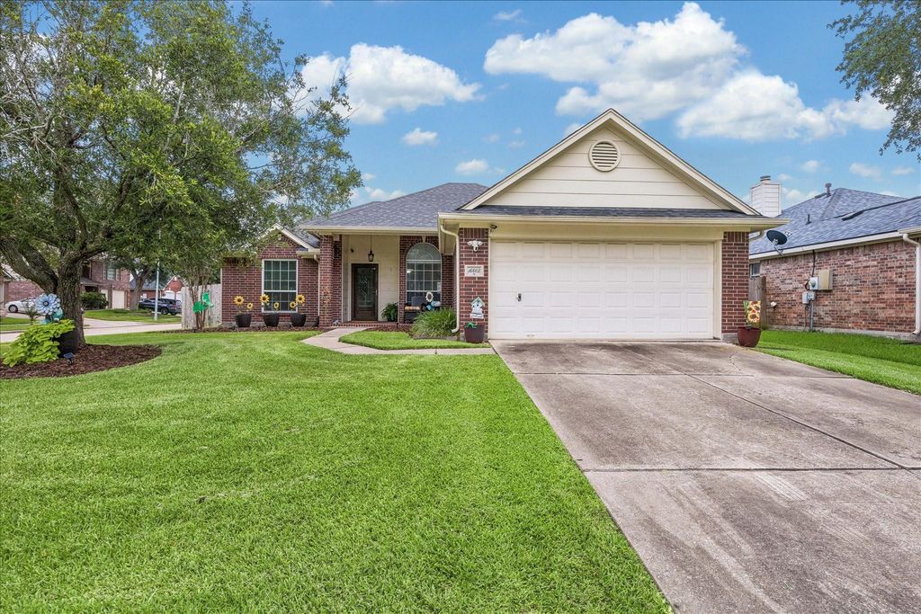 16603 Lighthouse View Drive NW, Friendswood, TX 77546