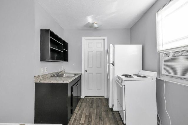 604606 N Moore Road, Chattanooga, TN 37411