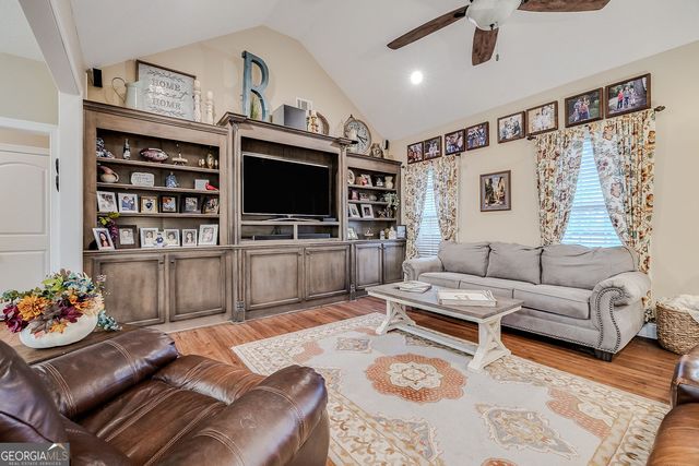 316 Hatcher Run, Ellabell, GA 31308