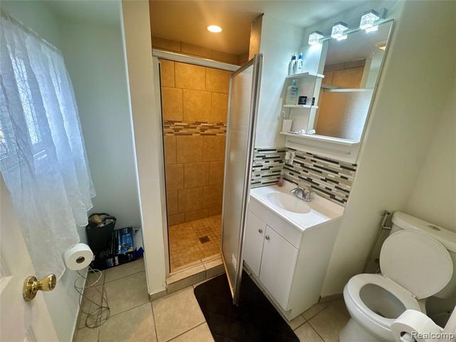 5038 Evaline Street, Hamtramck, MI 48212