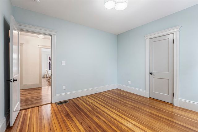 41 Westmoreland 1, Boston, MA 02124