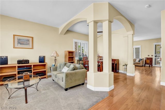 5613 Blue Peak Avenue, Las Vegas, NV 89131