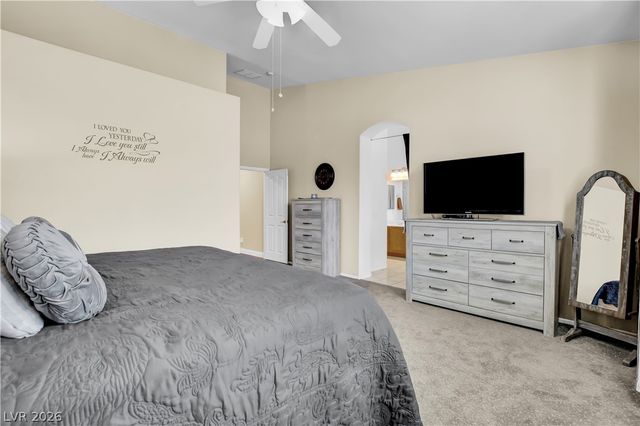 5613 Blue Peak Avenue, Las Vegas, NV 89131