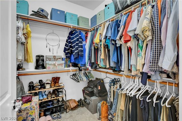 5613 Blue Peak Avenue, Las Vegas, NV 89131