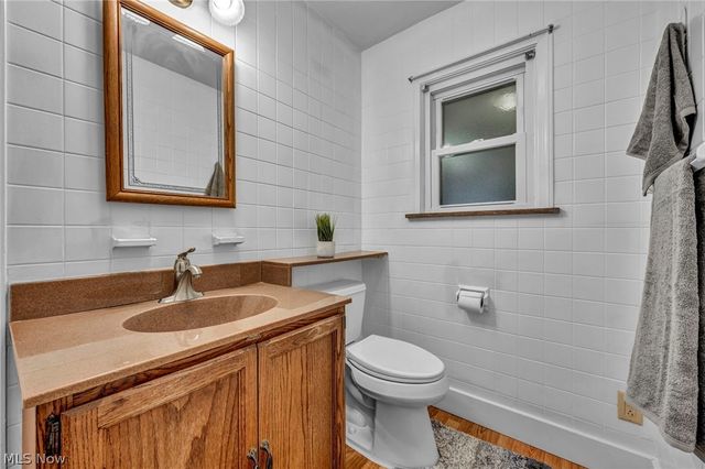 232 Edna Street, Poland, OH 44514